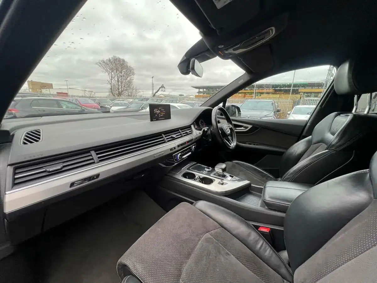 2015-audi-q7-30tdi-quattro-s-line-272ps-ss-big-38