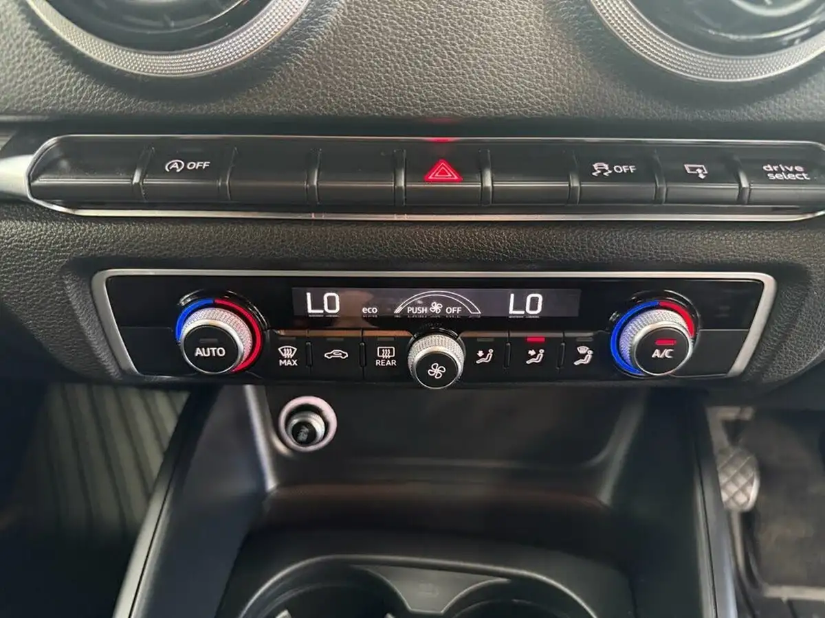 2017-audi-a3-16tdi-sport-110ps-nav-saloon-4d-big-36