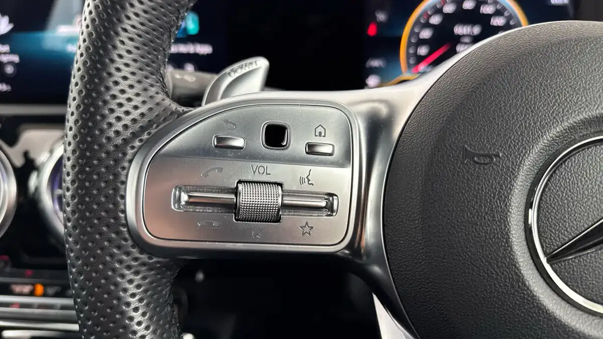 2022-mercedes-benz-a-class-20-a35-amg-executive-edition-hatchback-5d-big-22