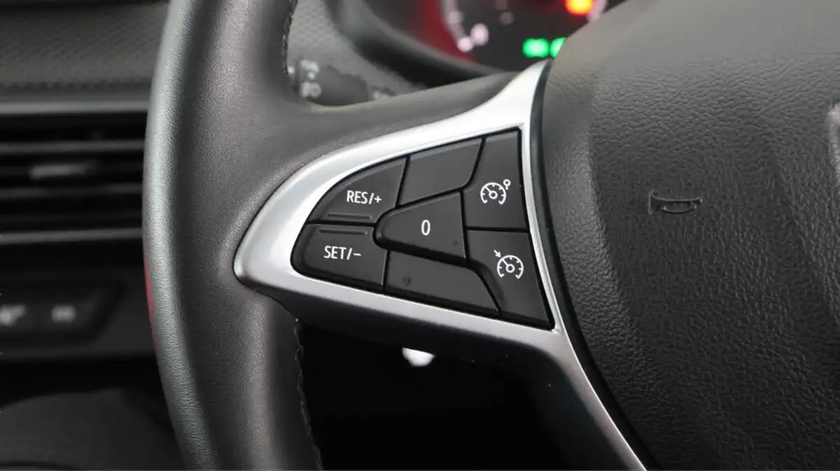 2022-dacia-sandero-10-tce-comfort-90bhp-big-21