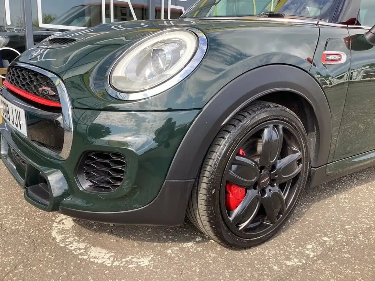 2017-mini-cooper-20-cooper-jcw-chili-sport-auto-big-5