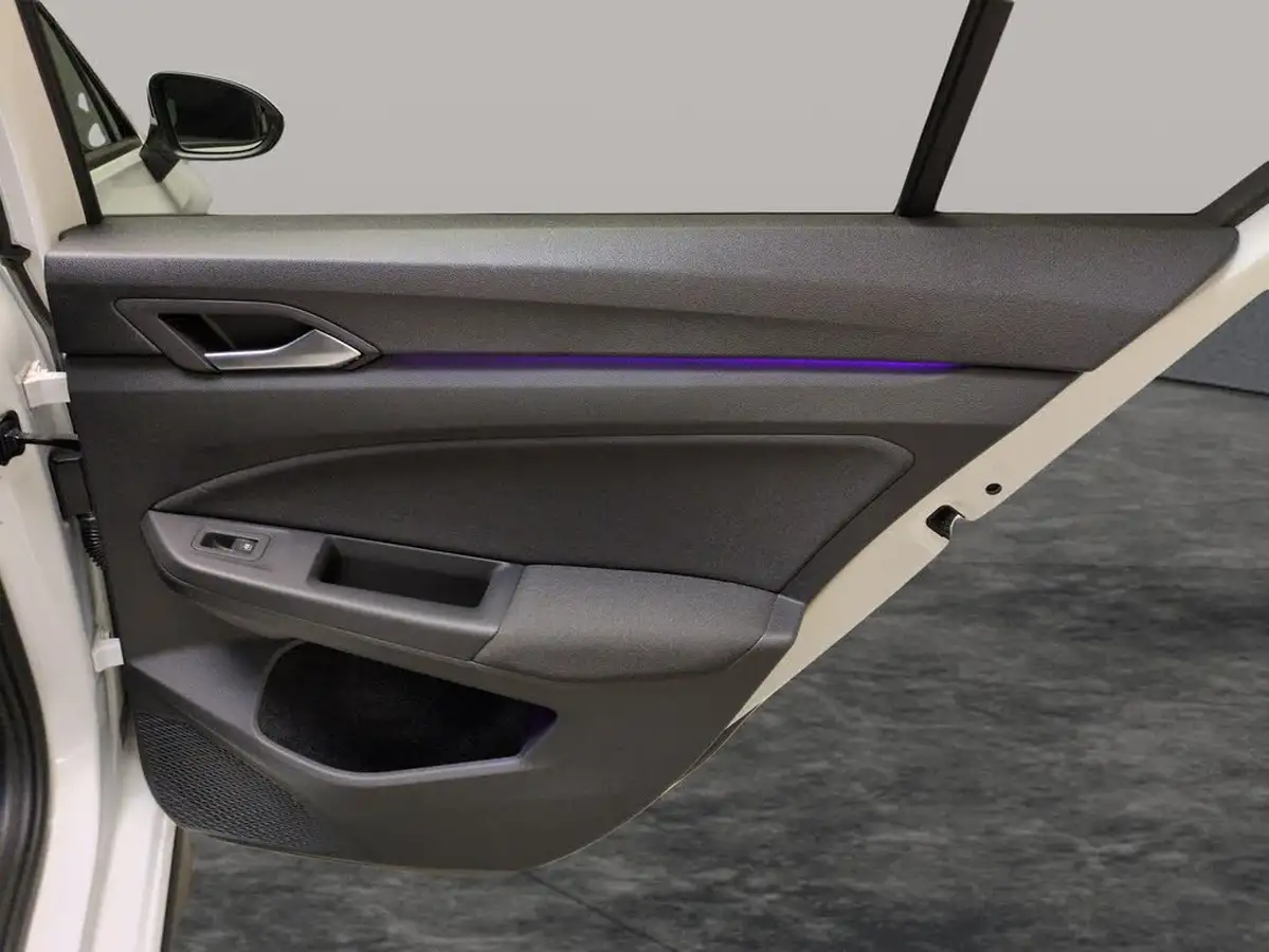 2021-volkswagen-golf-14-tsi-gte-big-36