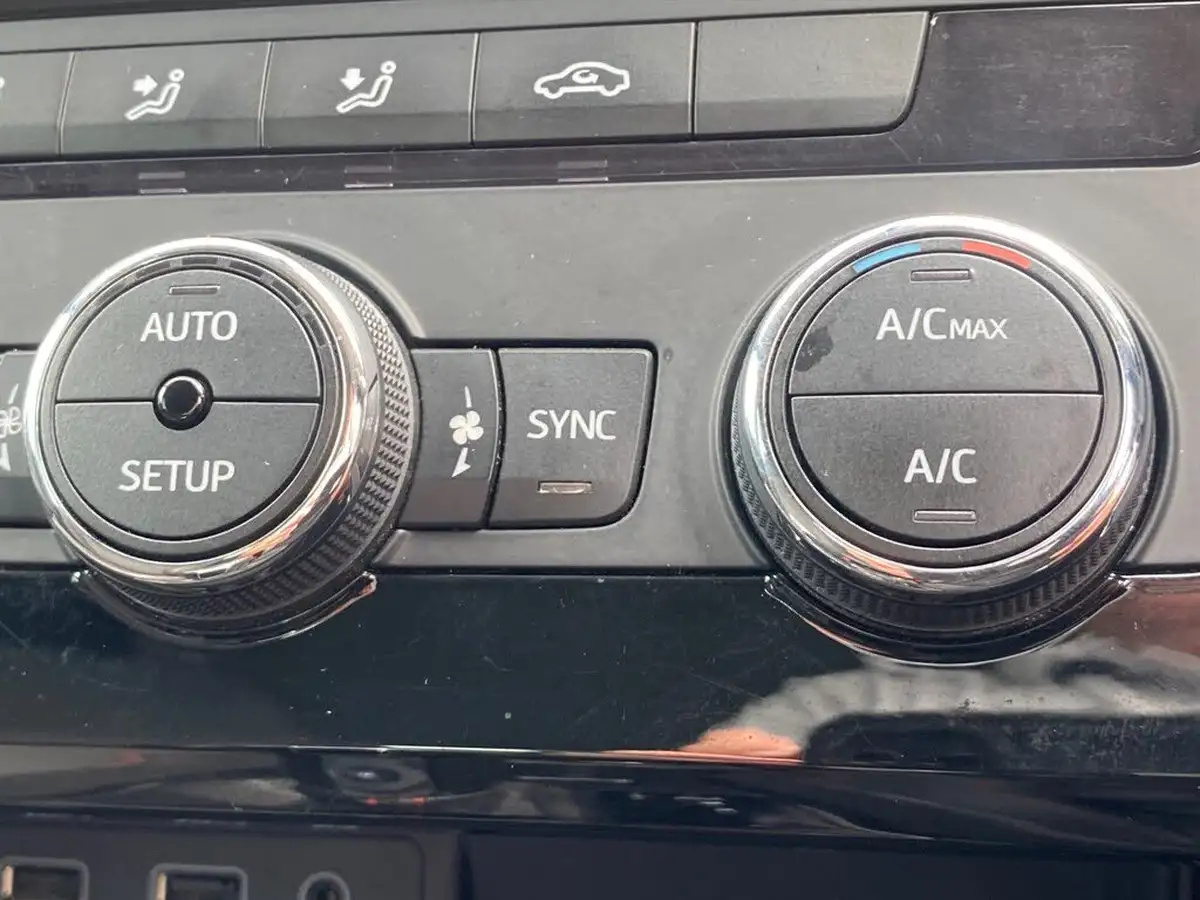 2018-seat-leon-20tdi-fr-technology-184ps-estate-5d-dsg-big-28