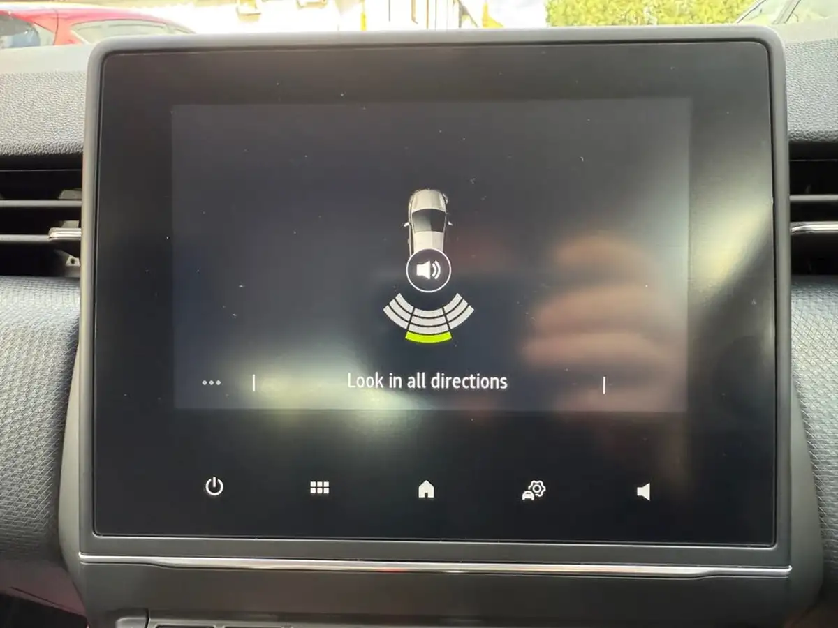 2023-renault-clio-10-tce-evolution-big-23