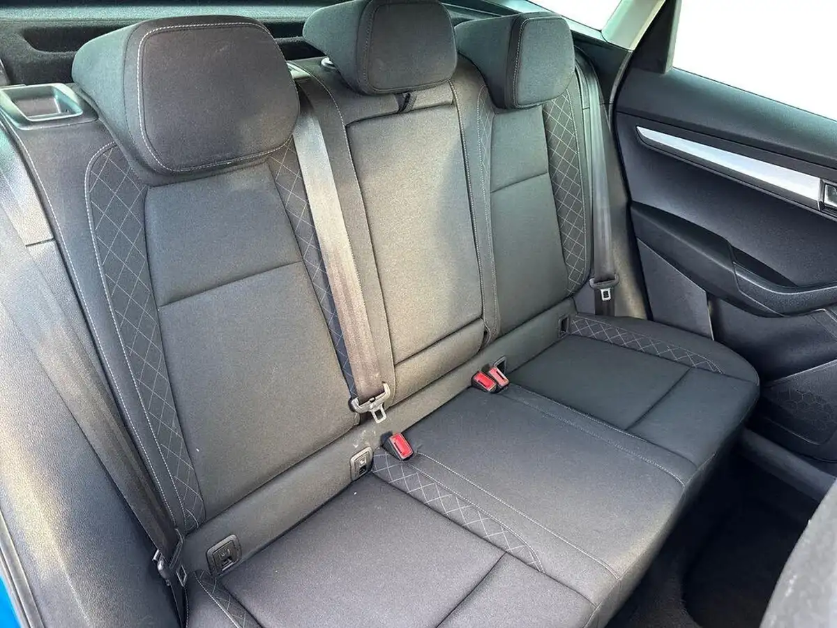 2021-skoda-karoq-15-tsi-se-technology-dsg-big-7