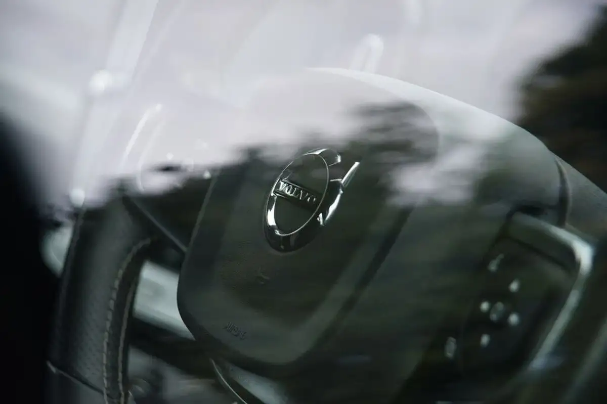 2020-volvo-xc40-15-t3-r-design-geartronic-big-7