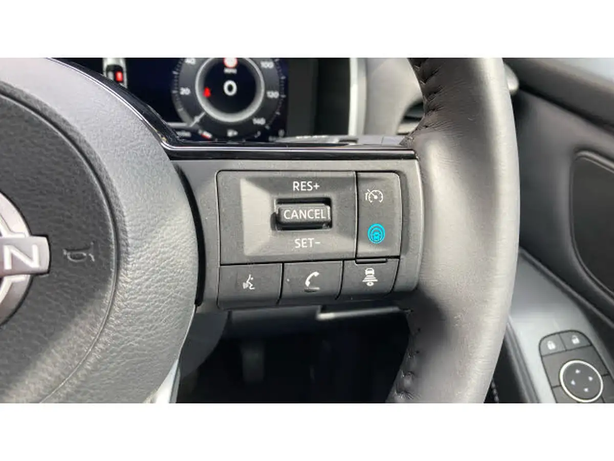 2024-nissan-qashqai-13-dig-t-n-connecta-140ps-mild-hybrid-big-30