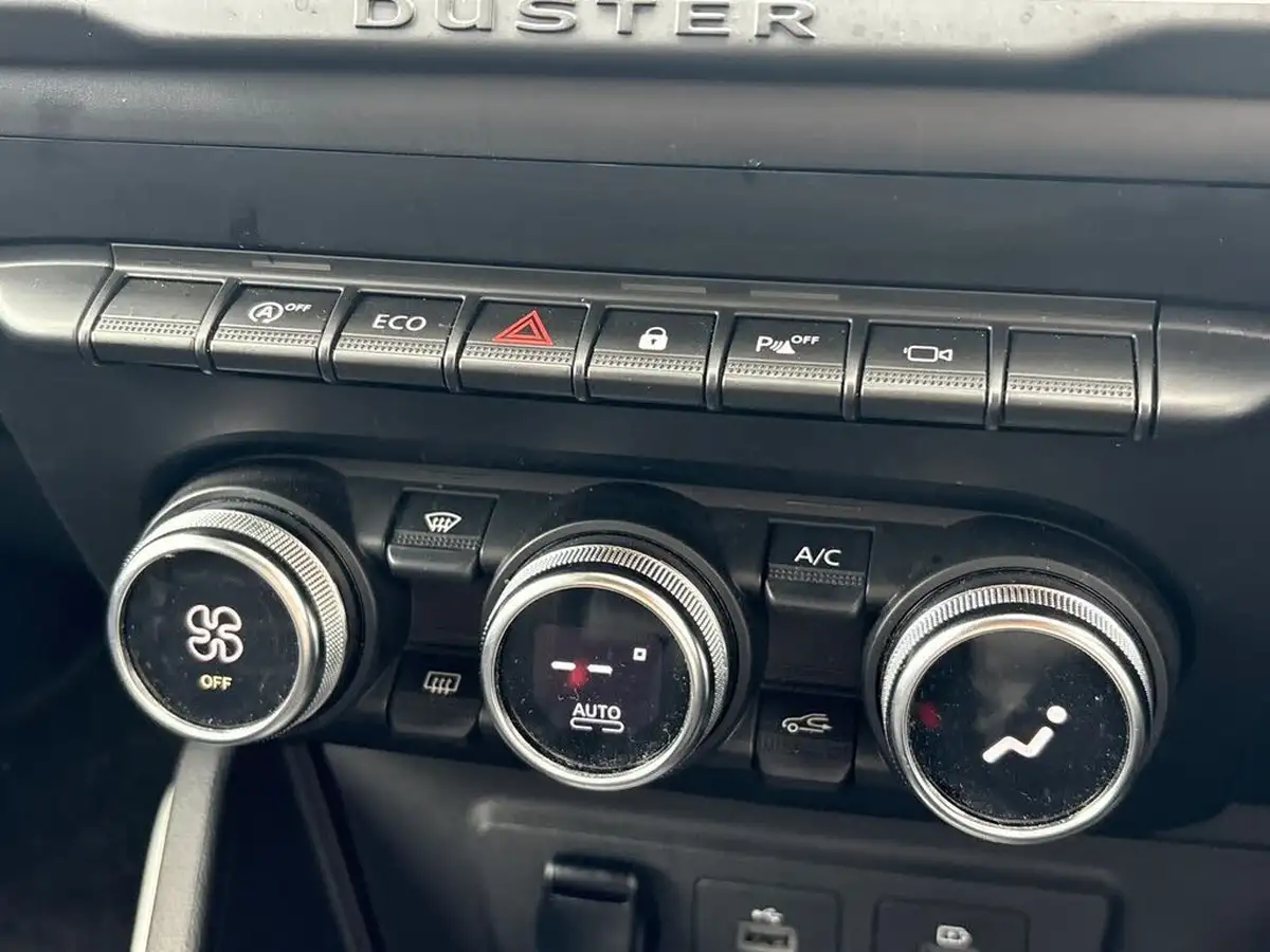 2022-dacia-duster-13-tce-prestige-150bhp-edc-big-26