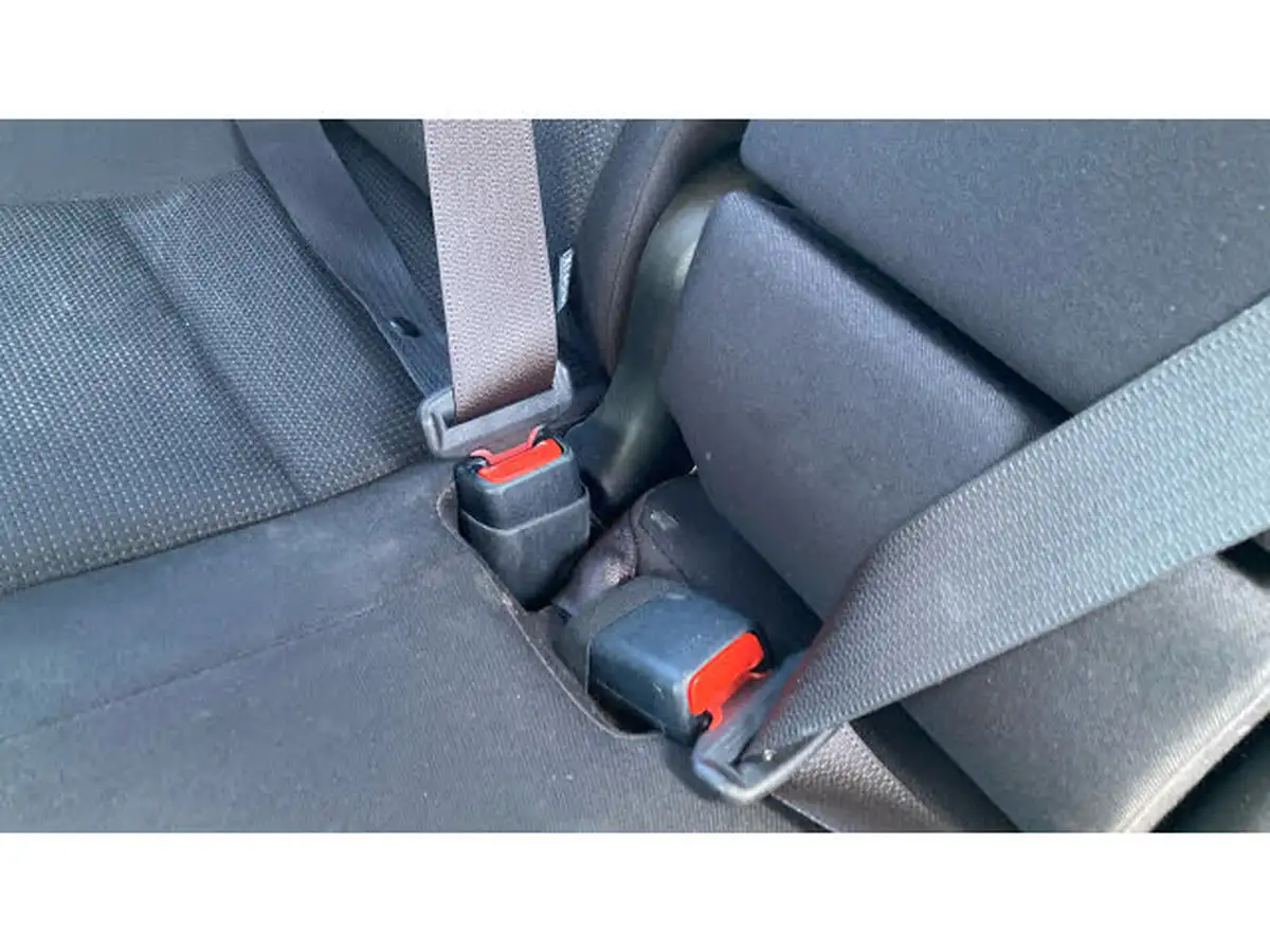 2018-toyota-rav4-25-vvt-i-icon-tech-big-16