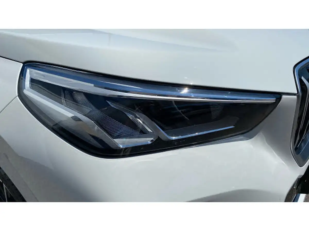 2025-bmw-x1-20-xdrive23i-m-sport-big-22