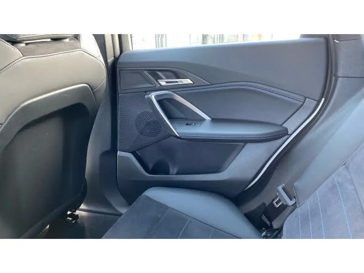 2025-bmw-x1-20-xdrive23i-m-sport-big-46