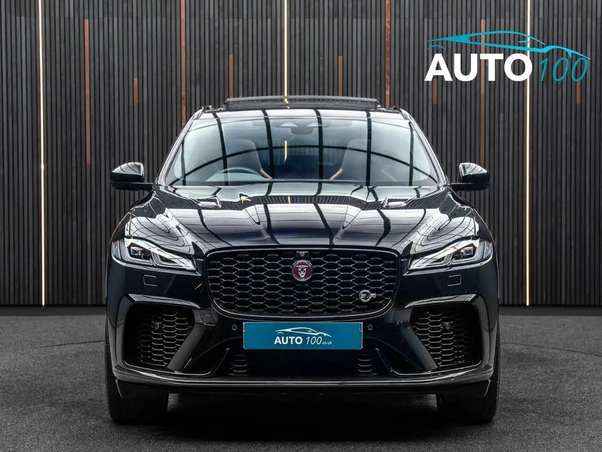 2022-jaguar-f-pace-50-v8-p550-svr-big-10