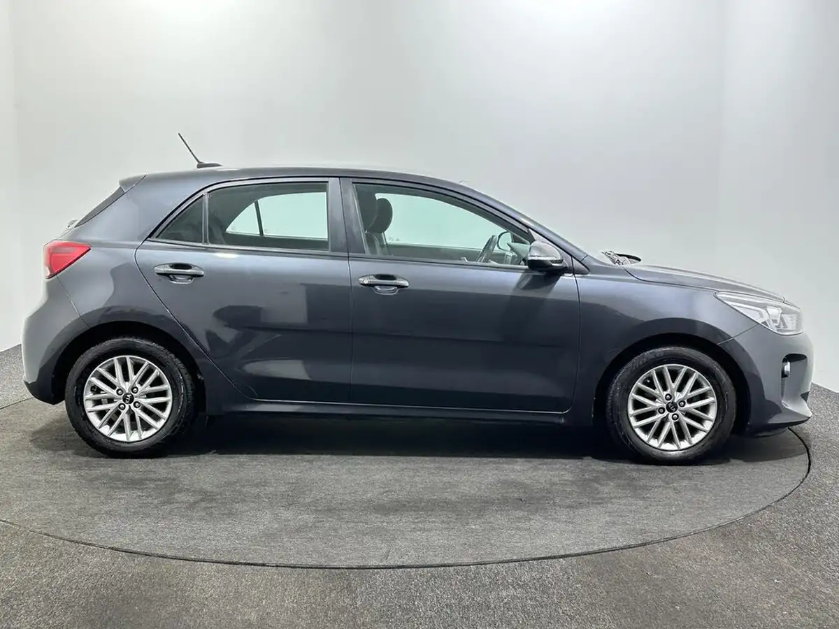 2018-kia-rio-125-2-big-8
