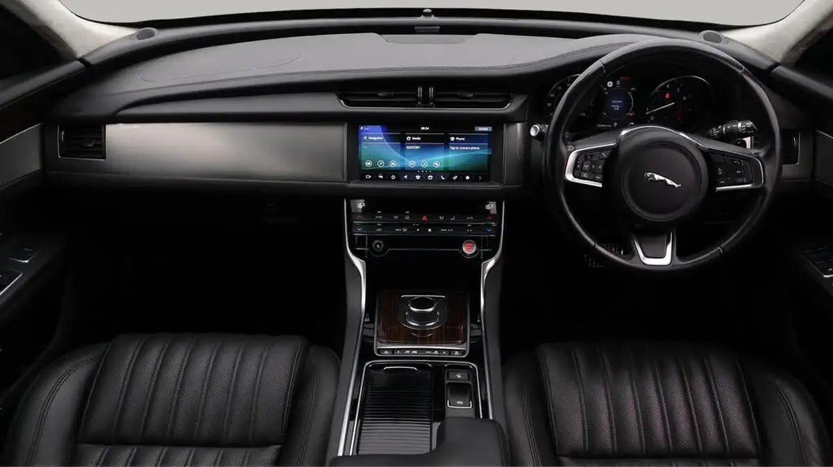 2018-jaguar-xf-20i-portfolio-249ps-sportbrake-5d-1997cc-big-13