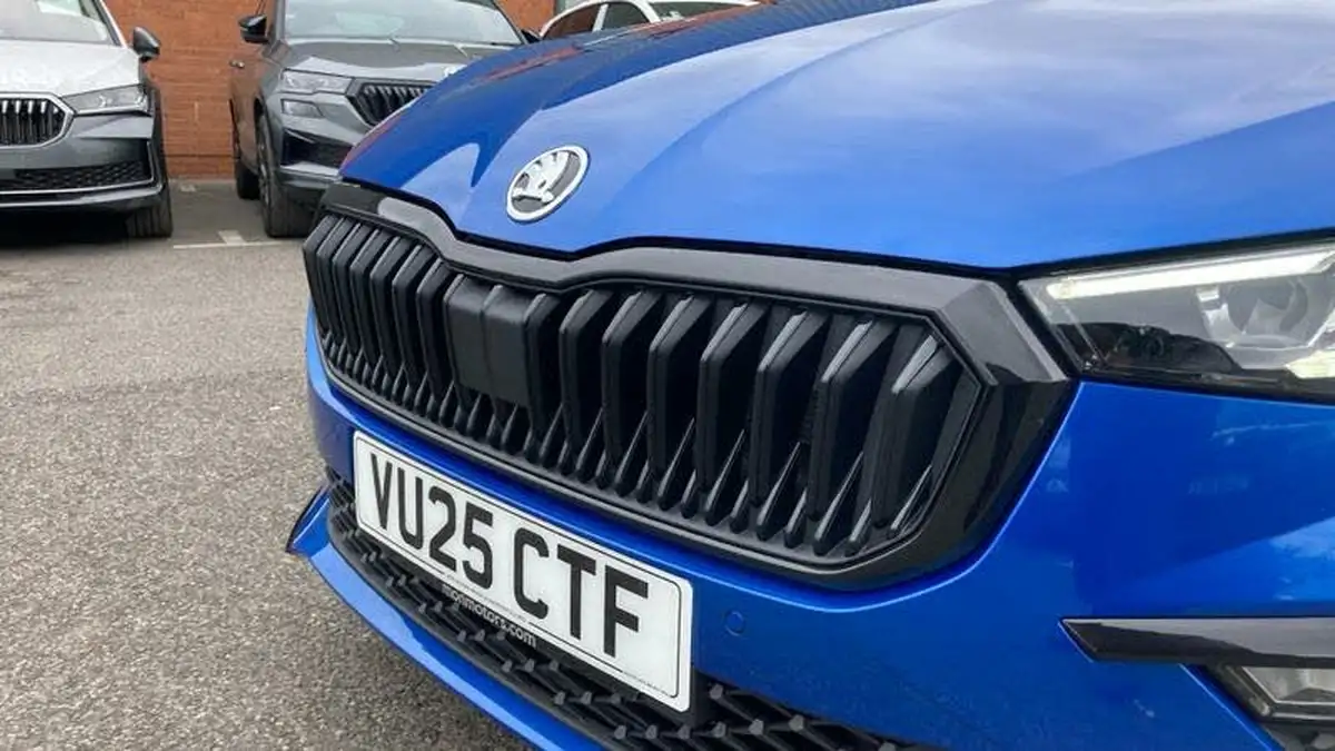 2025-skoda-scala-10-tsi-monte-carlo-edition-dsg-big-15