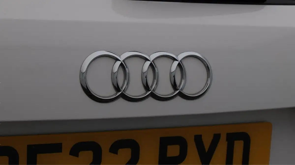 2022-audi-a1-10-25-tfsi-technik-big-21