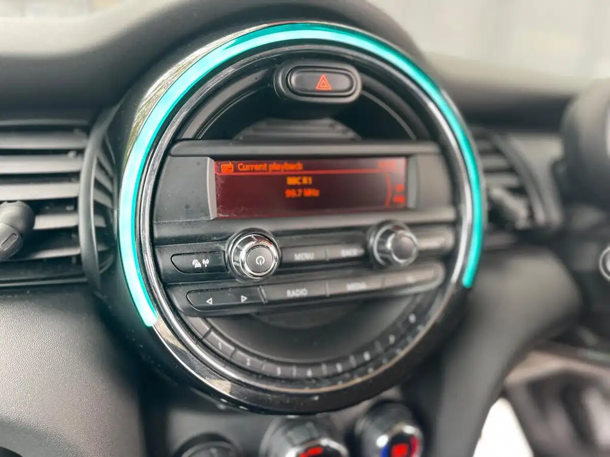 2016-mini-cooper-12-one-3d-big-31