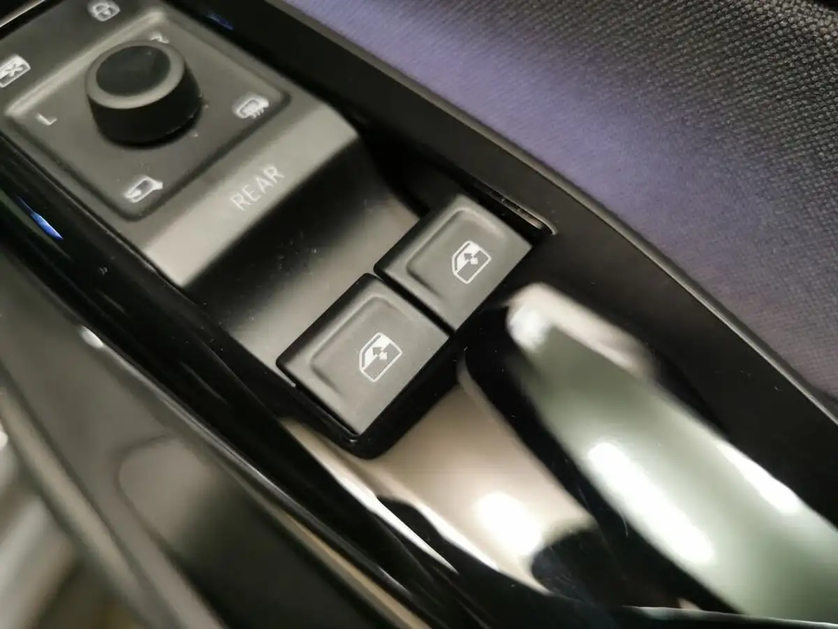 2022-volkswagen-id3-e-life-204ps-58kwh-pro-performance-big-16