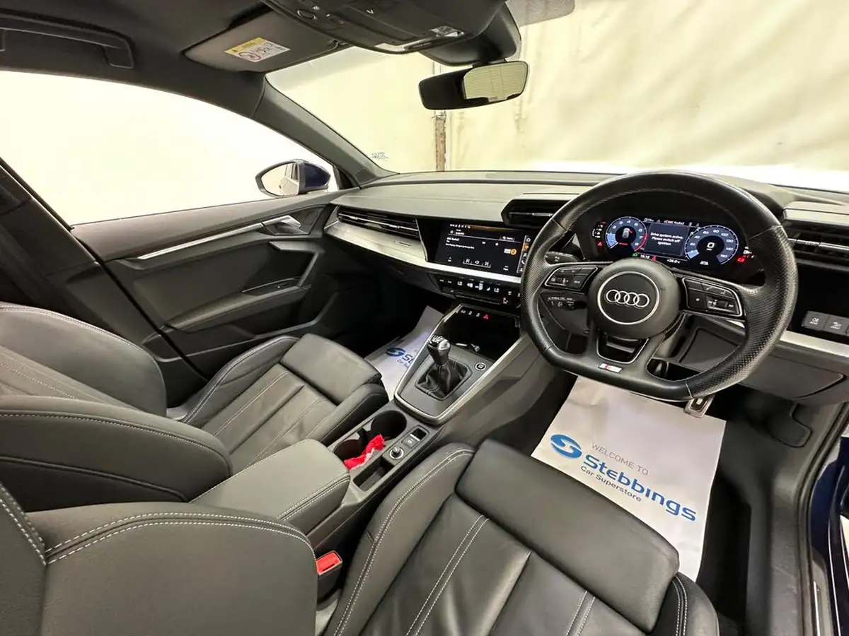 2023-audi-a3-15-35-tfsi-s-line-sportback-5d-big-10