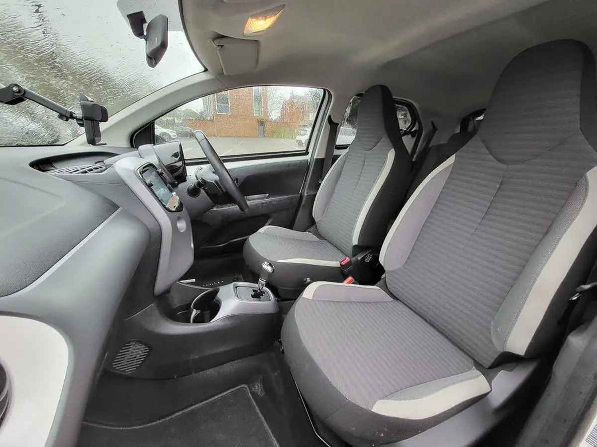 2019-toyota-aygo-10-vvt-i-x-trend-x-shift-big-13