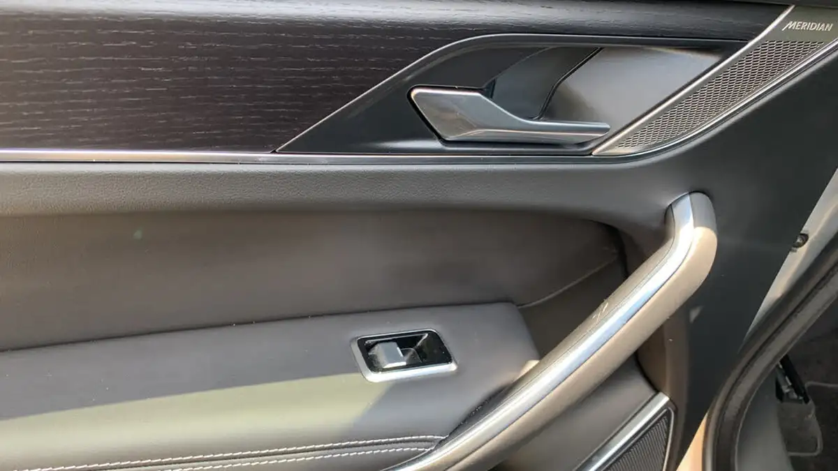 2021-jaguar-f-pace-20-d200-r-dynamic-hse-mhev-big-40