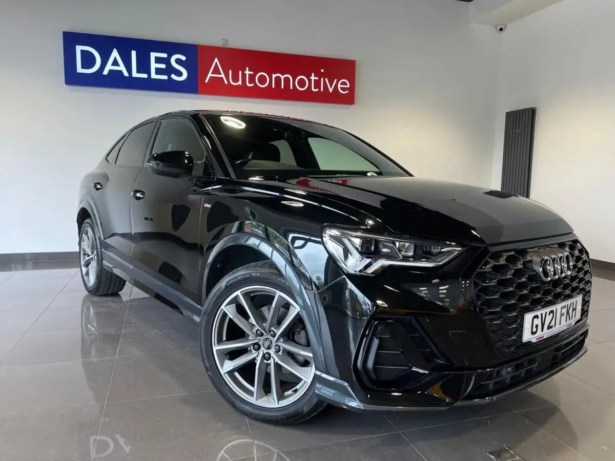 2021-audi-q3-15-35-tfsi-black-edition-cod-sportback-s-tronic-big-0