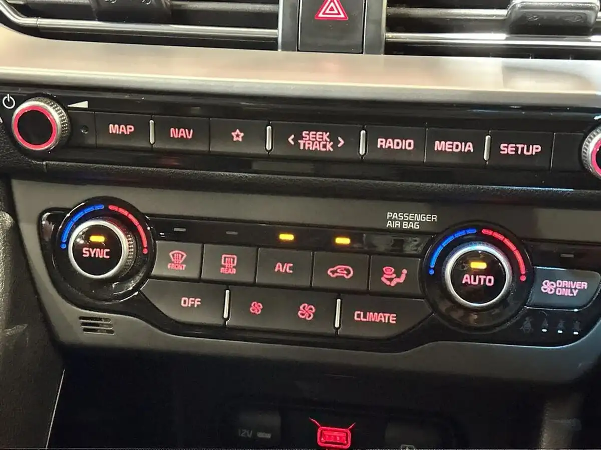 2019-kia-niro-16-gdi-3-156kwh-big-13