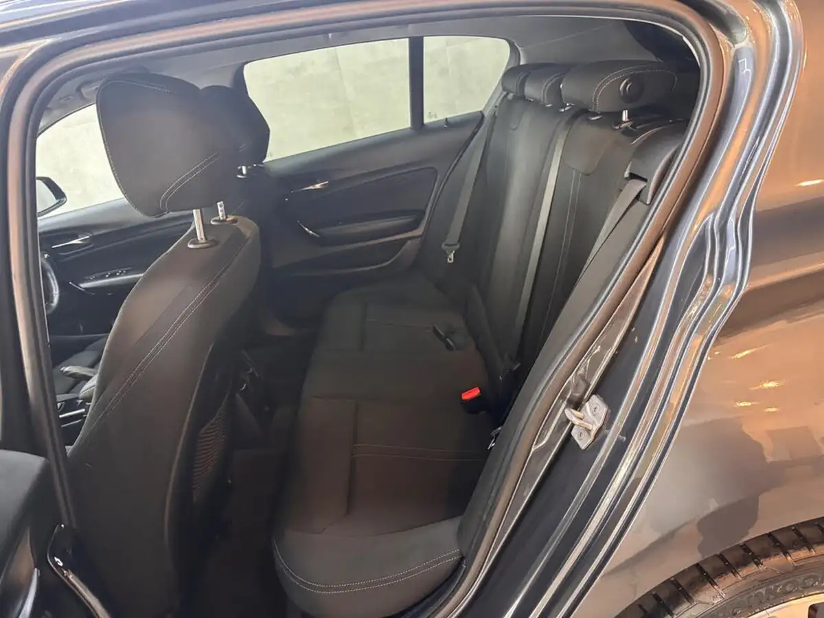 2017-bmw-1-series-20td-118d-sport-5d-big-21