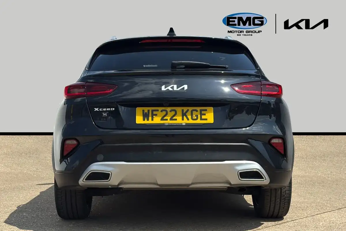 2022-kia-xceed-15-t-gdi-3-big-5