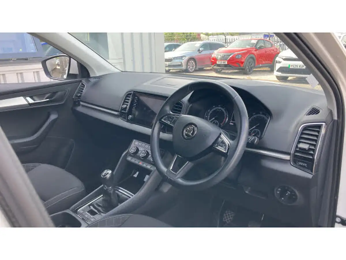 2019-skoda-karoq-15-tsi-se-big-5