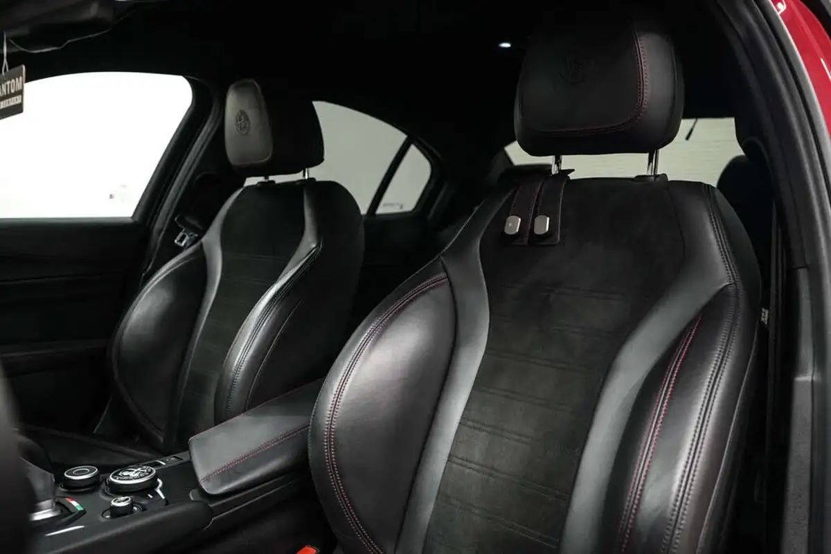 2018-alfa-romeo-giulia-29-biturbo-quadrifoglio-big-16