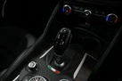 2018-alfa-romeo-giulia-29-biturbo-quadrifoglio-small-27