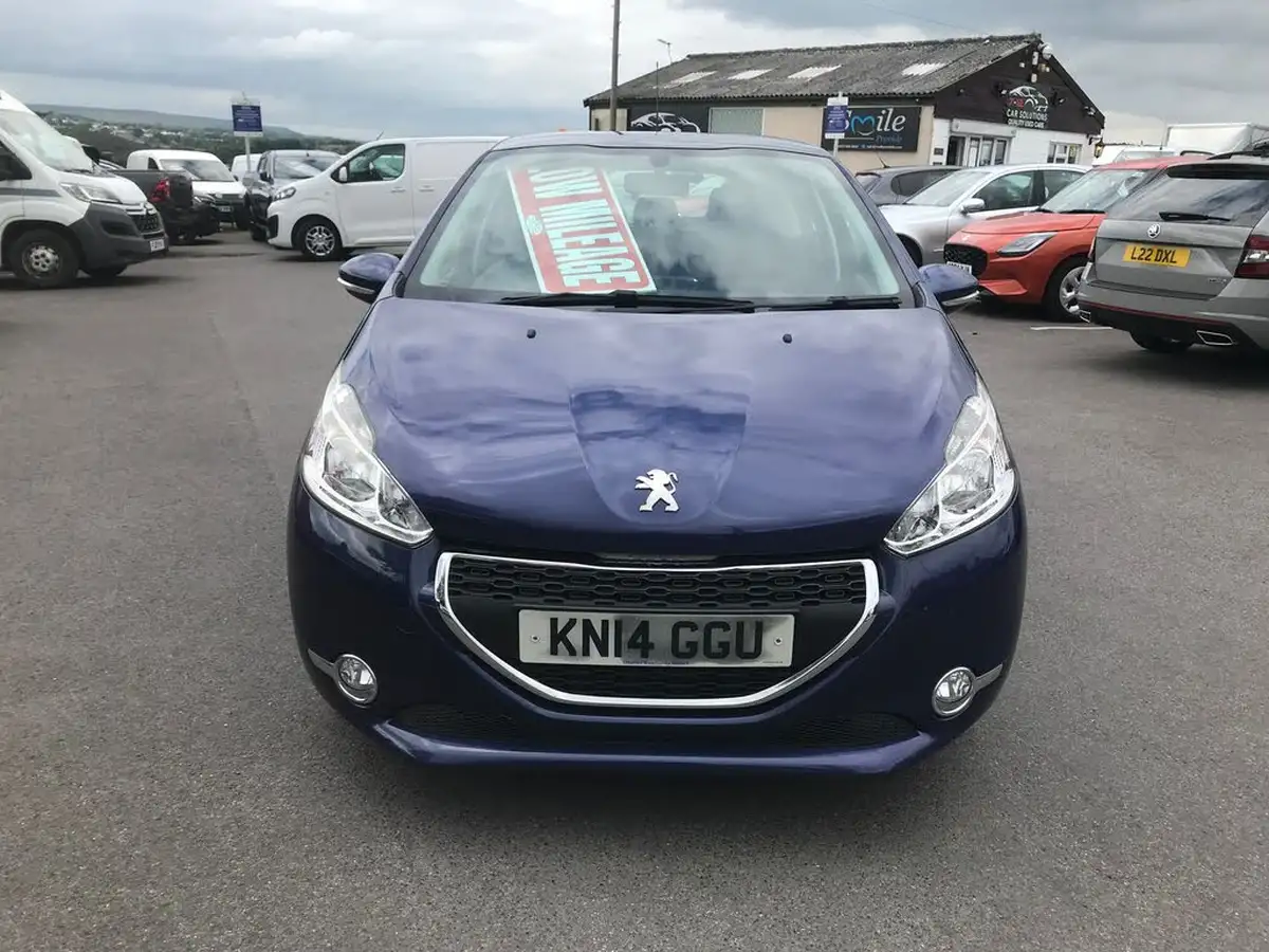 2014-peugeot-208-14td-active-14hdi-70bhp-fap-5d-big-1