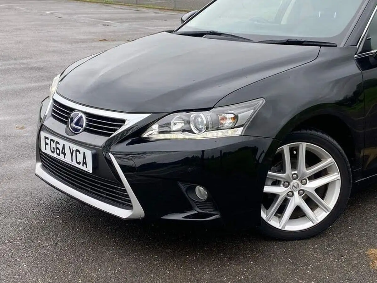 2014-lexus-ct-200h-18-advance-big-9