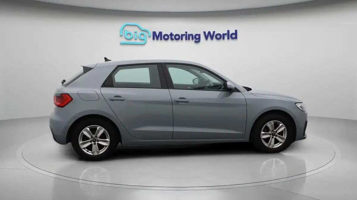 2023-audi-a1-10-25-tfsi-technik-big-8