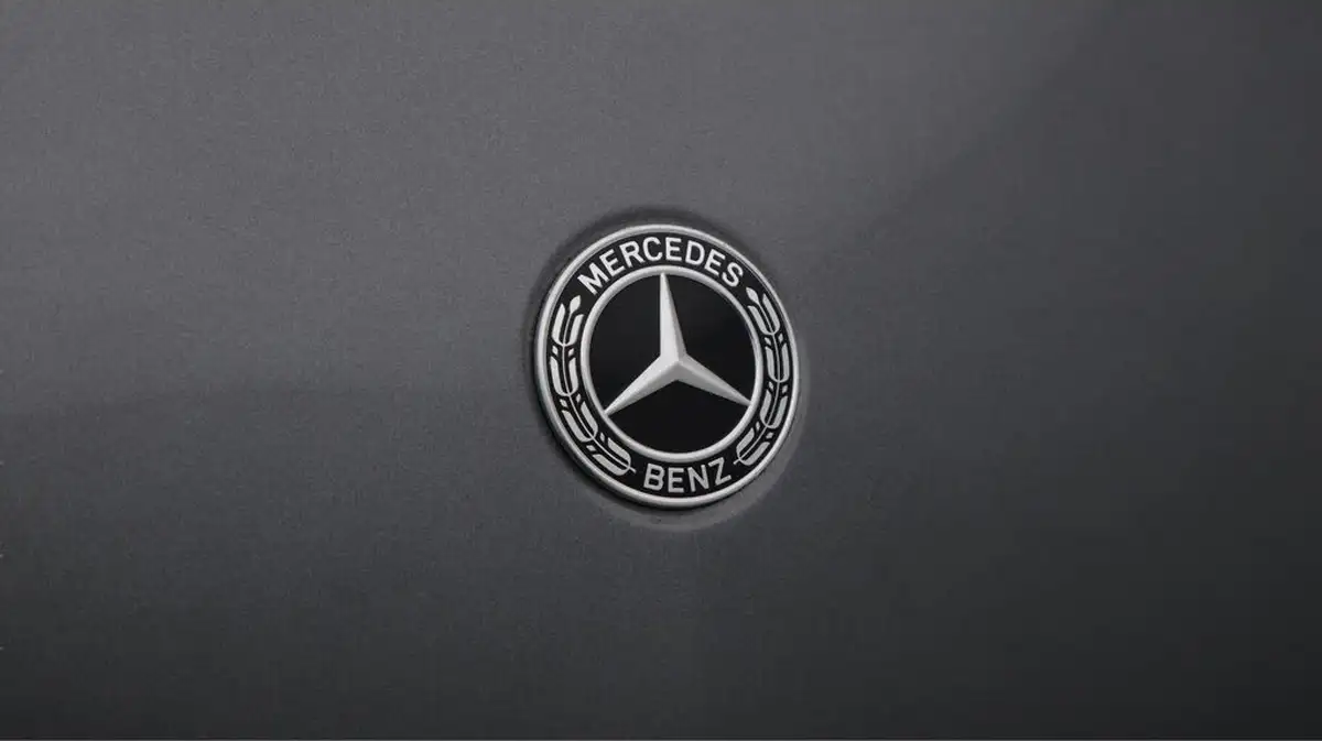 2021-mercedes-benz-a-class-20d-a220d-amg-line-hatchback-5d-big-22