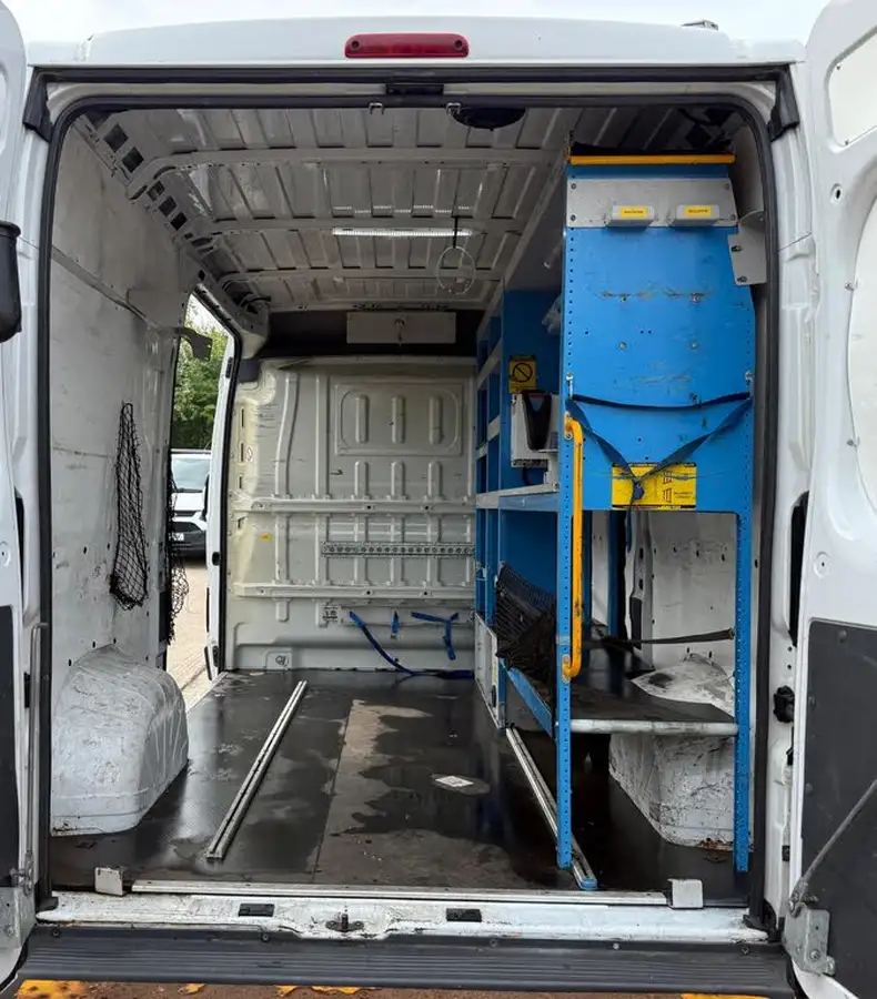 2016-fiat-ducato-23td-35-lh2-tecnico-big-17