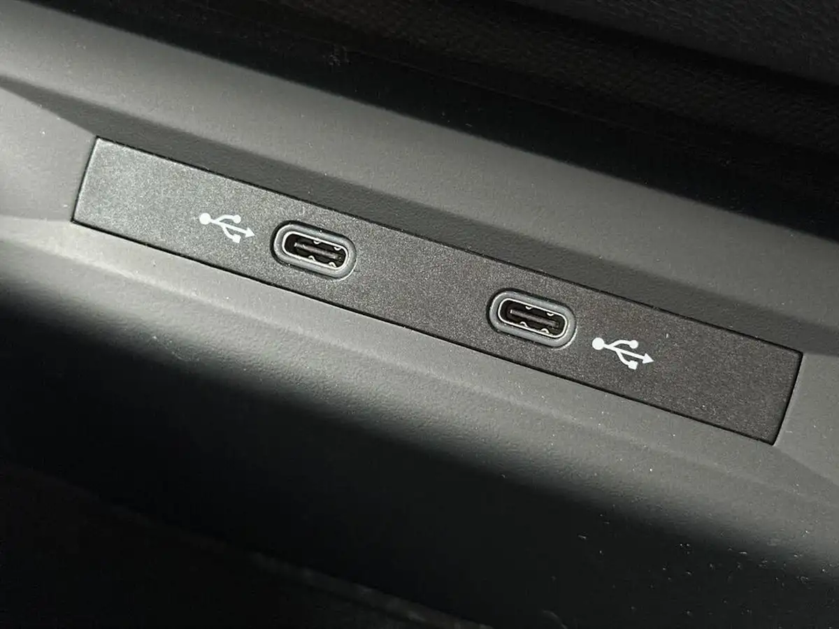 2021-seat-leon-15-etsi-xcellence-lux-hatchback-big-27