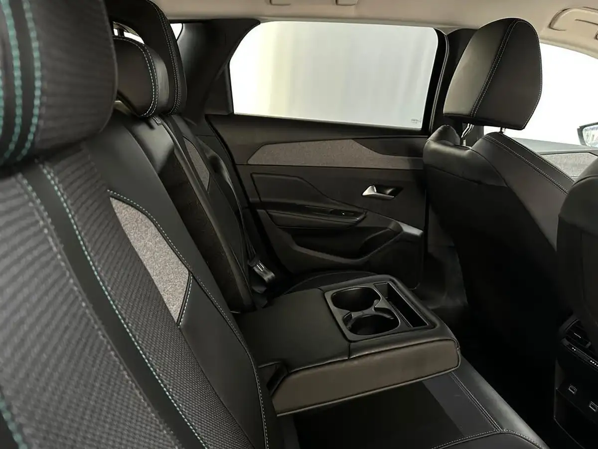 2023-peugeot-308-sw-12-puretech-allure-premium-130ps-big-18