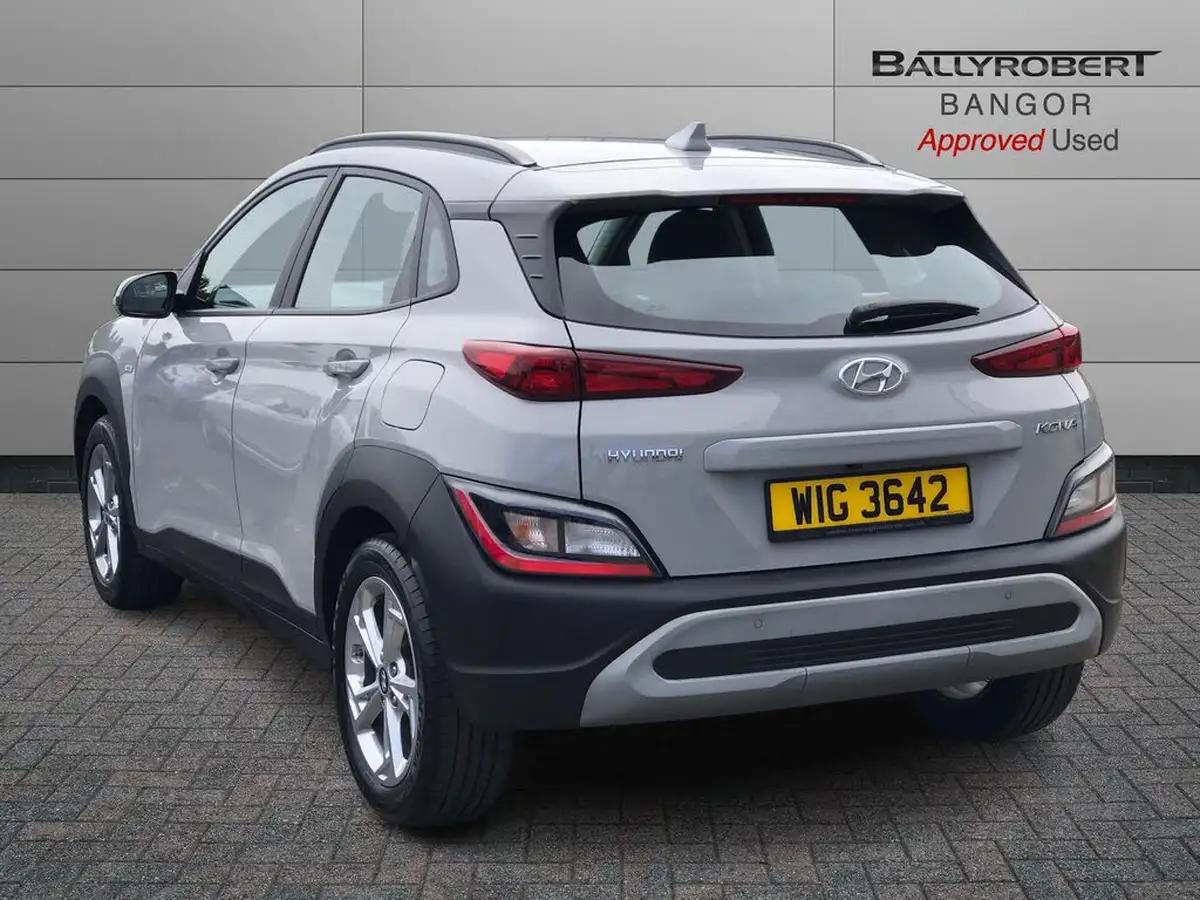 2022-hyundai-kona-10-t-gdi-se-connect-big-1