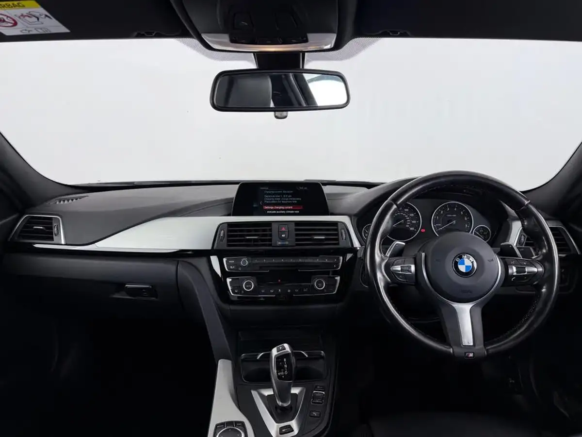 2018-bmw-3-series-20-330e-m-sport-big-19