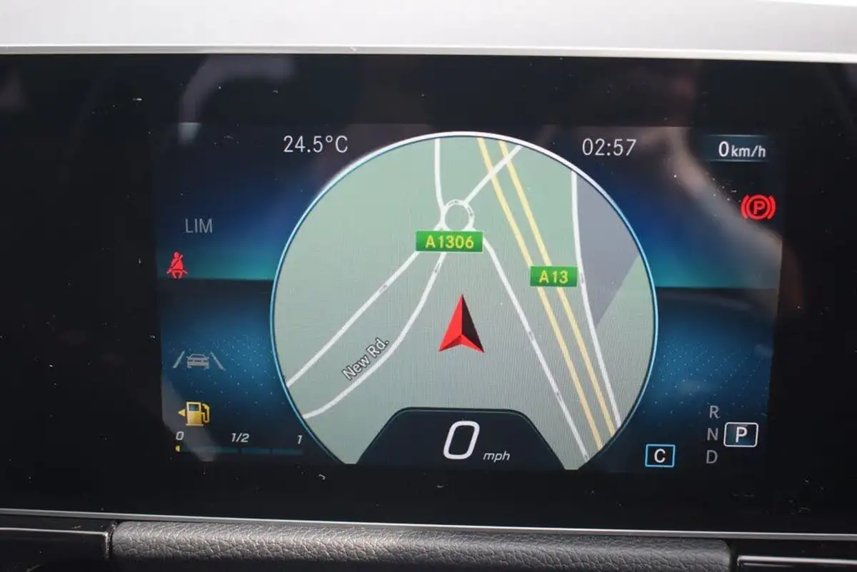 2020-mercedes-benz-b-class-20d-b200d-sport-executive-big-20