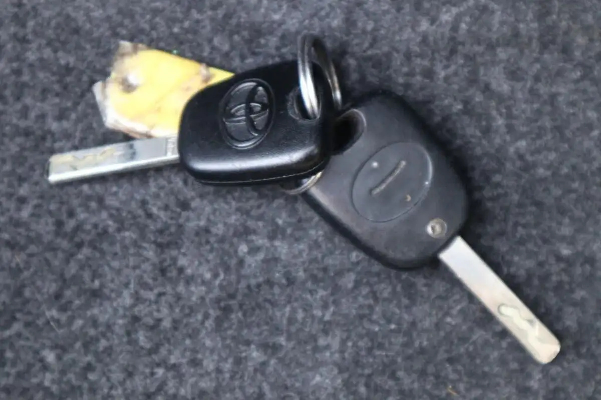 2011-toyota-aygo-10-aygo-ice-3d-big-28