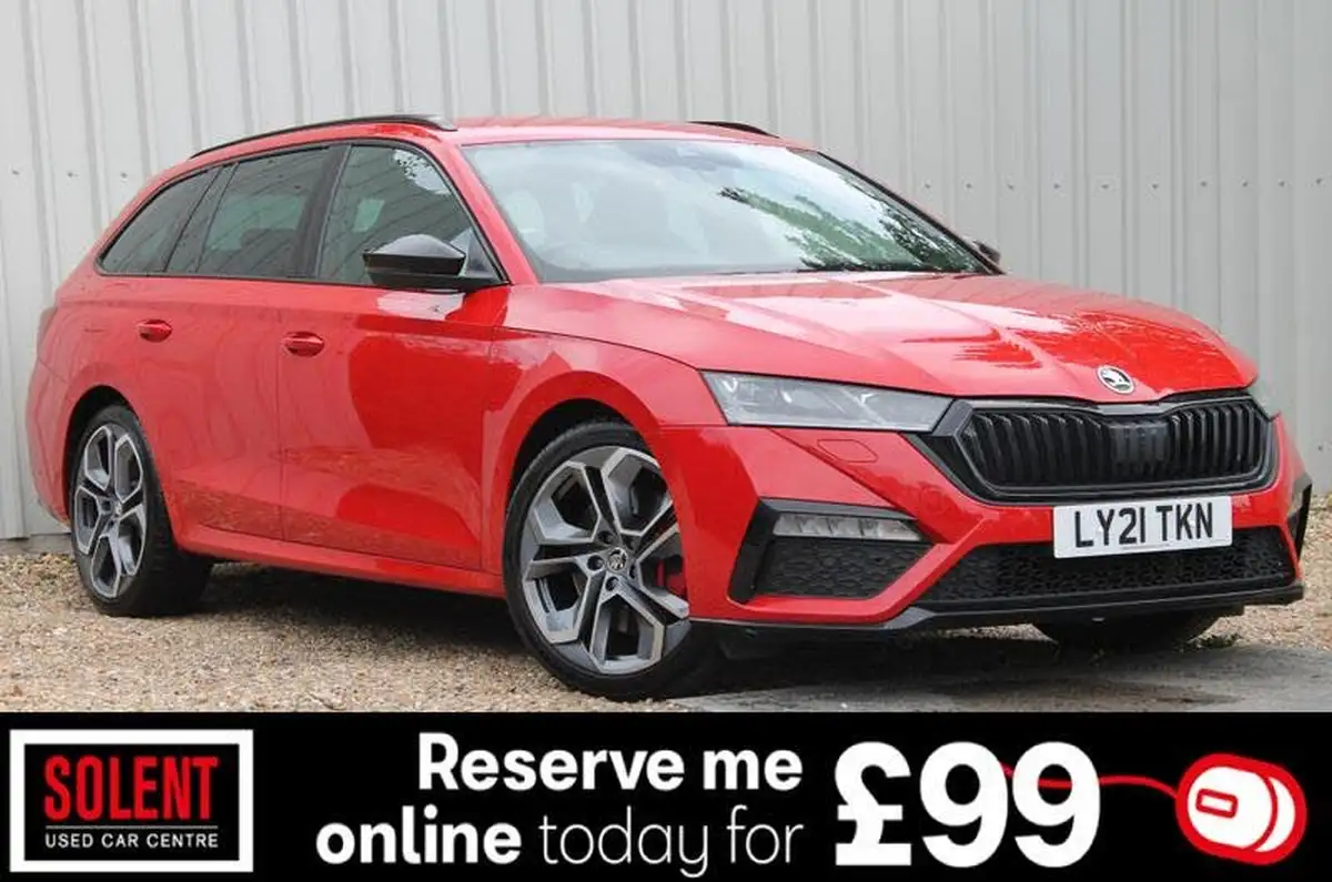 2021-skoda-octavia-20-tsi-vrs-estate-big-0