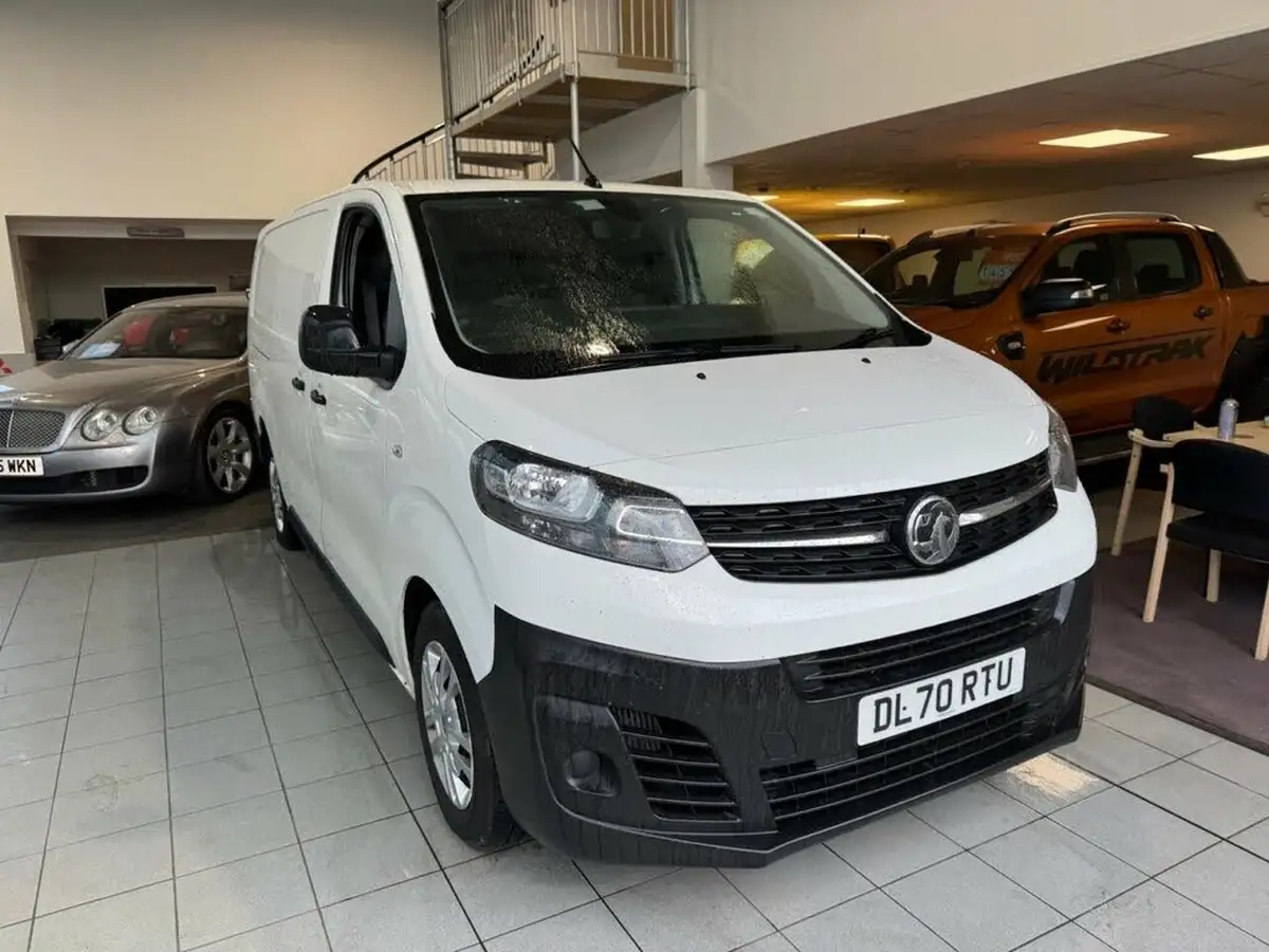 2020-vauxhall-vivaro-15td-2900-l2h1-edition-big-13