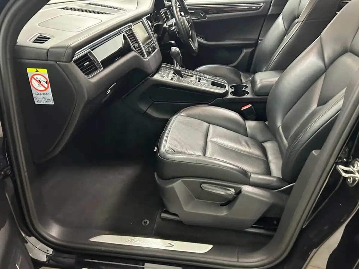 2015-porsche-macan-30-s-big-13
