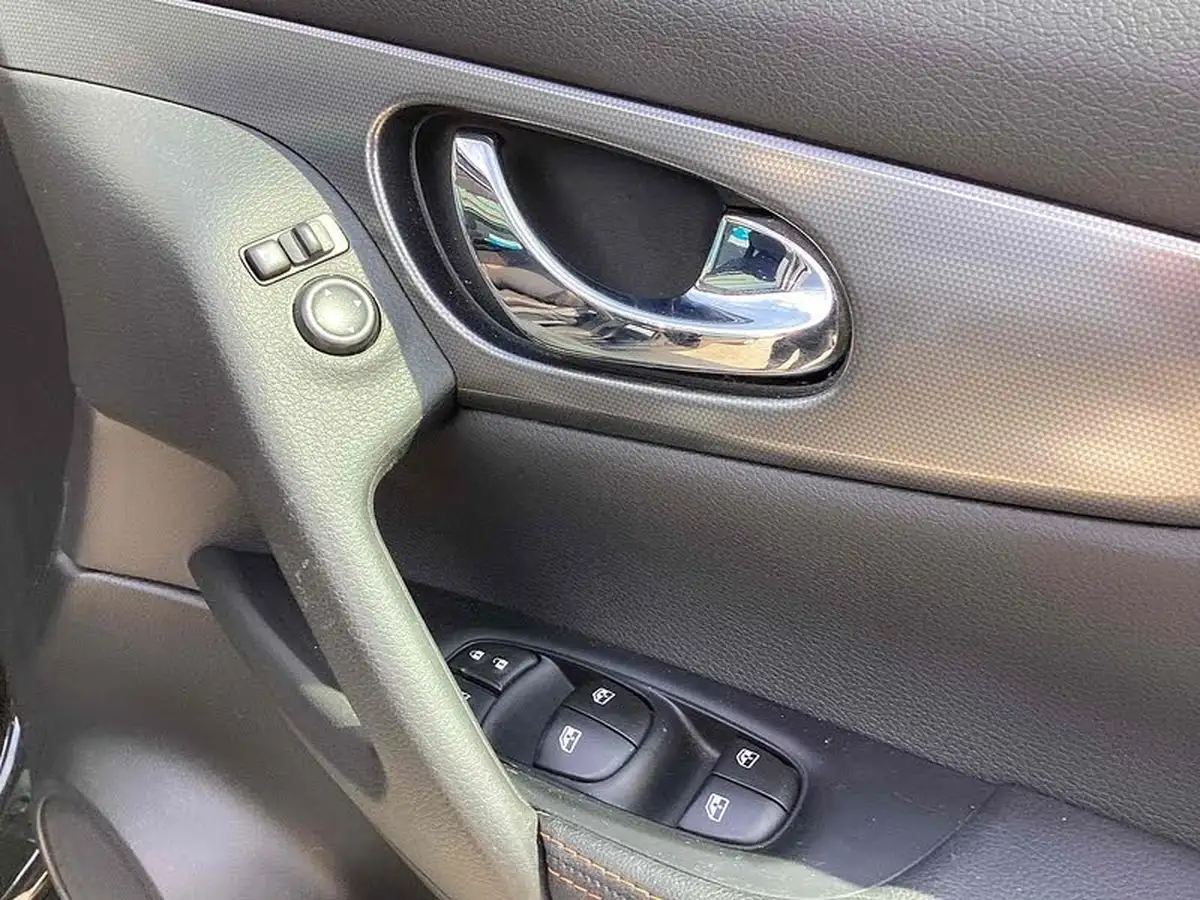 2019-nissan-qashqai-13-dig-t-n-motion-140ps-big-29