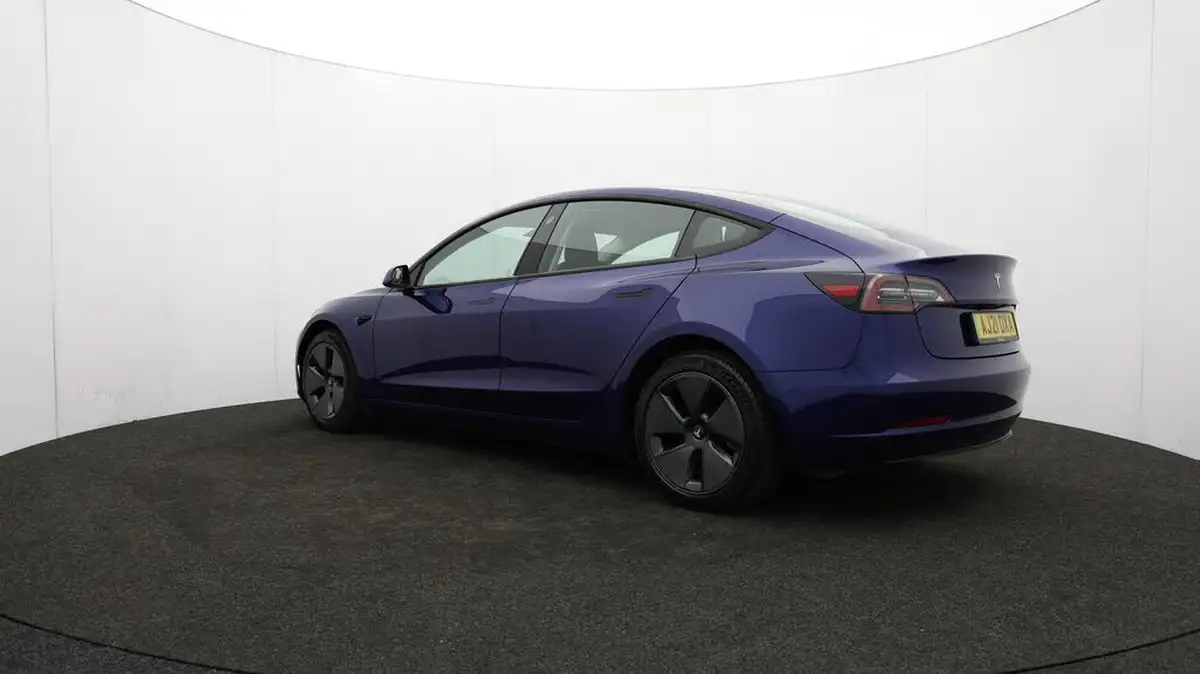 2021-tesla-model-3-e-standard-plus-big-77