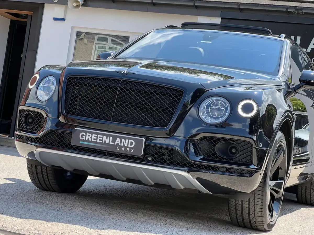 2017-bentley-bentayga-60-w12-big-5