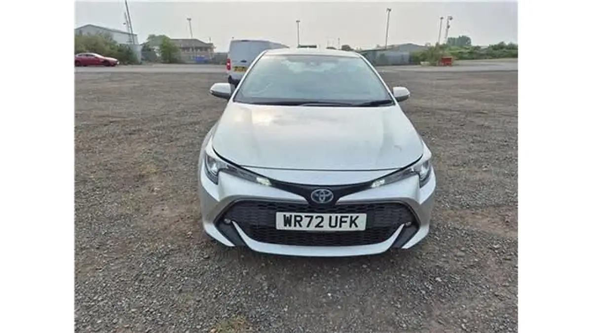 2022-toyota-corolla-18-vvt-i-icon-120bhp-trk-hatchback-5d-big-1